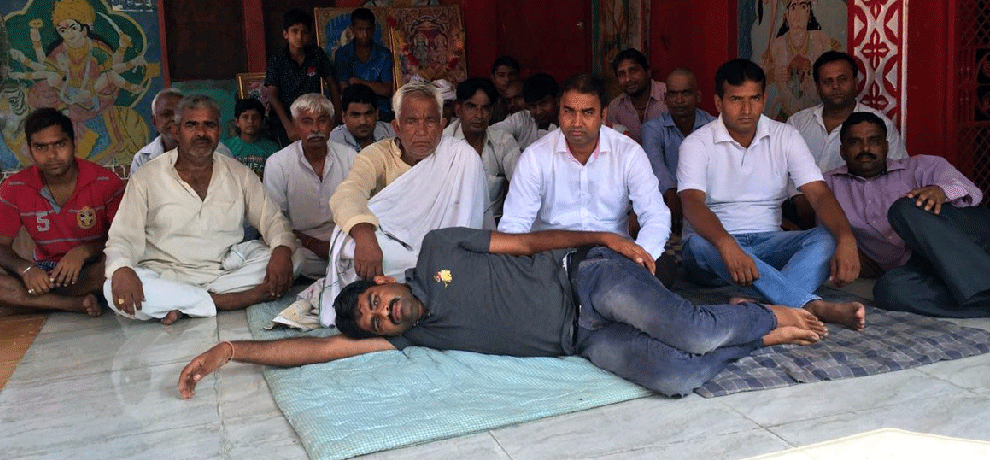 condition deteriorates of People who sitting on a hunger strike 