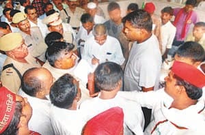 dm in kaushambi