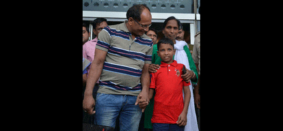 sonu' mother with tears in his eyes said sushma madam gave eid gift