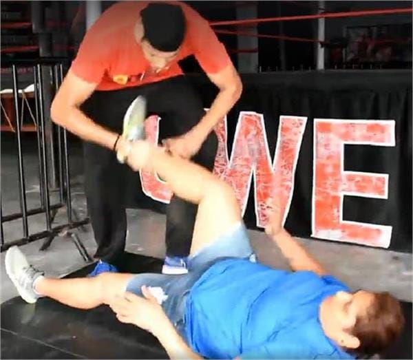 the great khali student bulbul kicked a boy brutally during stretching in jalandhar academy
