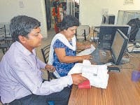 noe thousandes out, for admmission, in jind