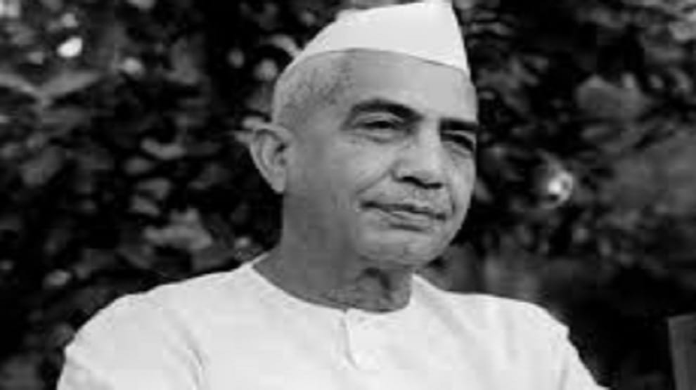 After 9 years police released statue of Chaudhary Charan Singh