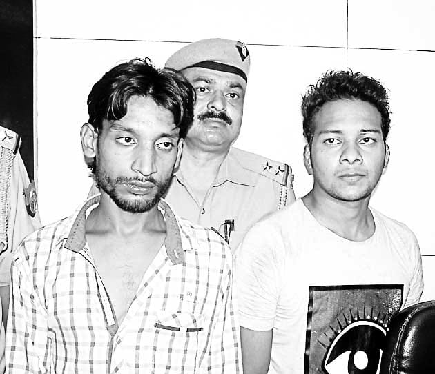Collection agents arrested two crooks who rob