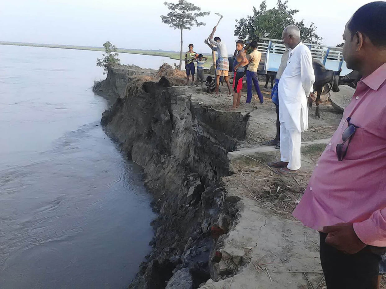 gandak crossed danger point