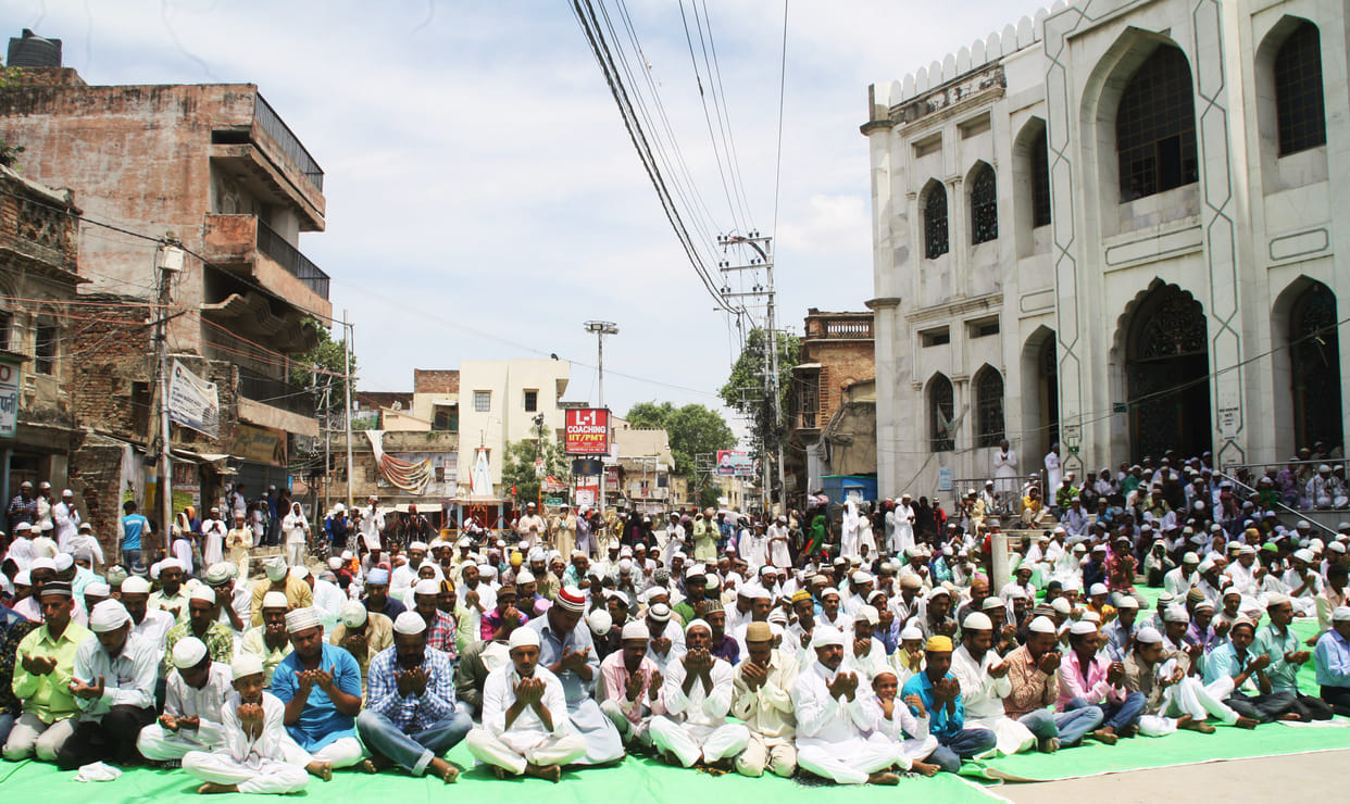 Friday prayers read in Varanasi