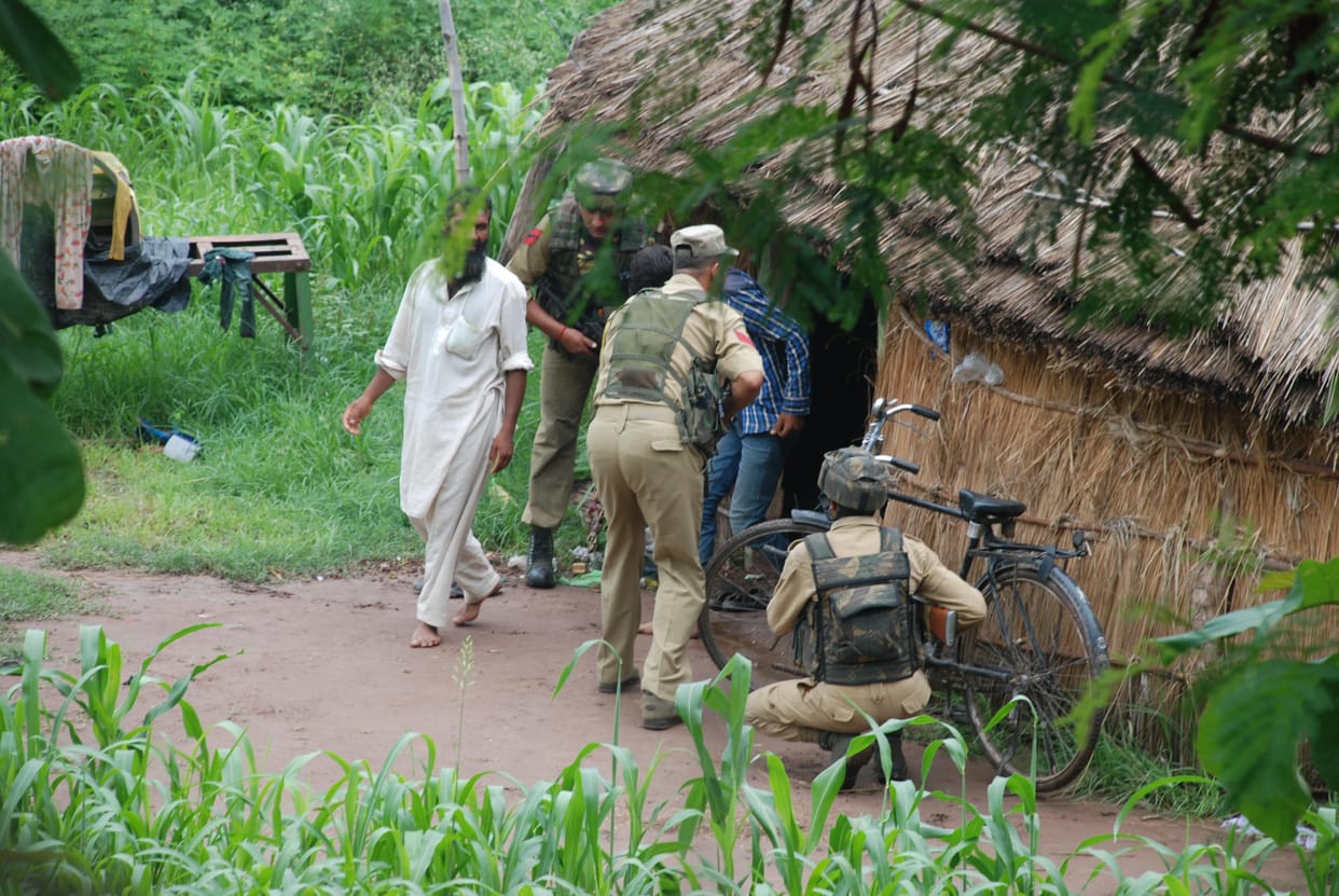 suspicious appeared on Kathua's border