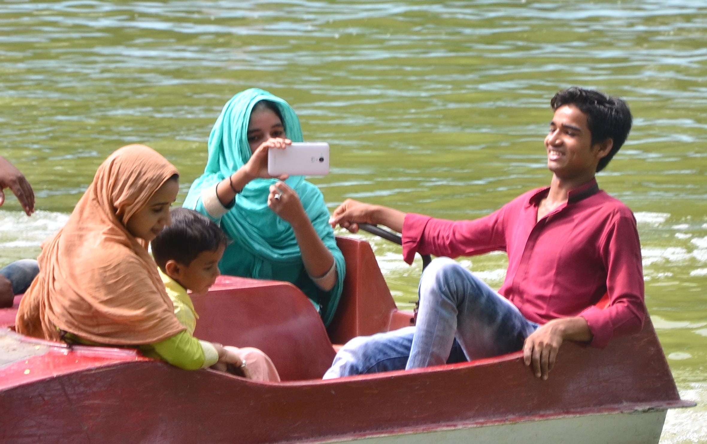 lucknow people enjoy rainy weather