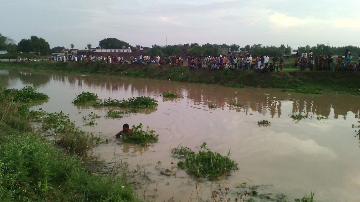 girl child drowned in the river Tamsa, dead, one missing