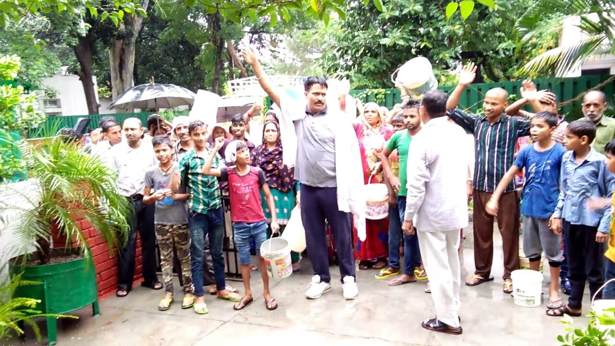 water crisis, water crisis in chandigarh, summer season, chandigarh nagar nigam, public protest
