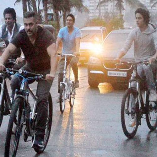 sallman and srk doing cycling