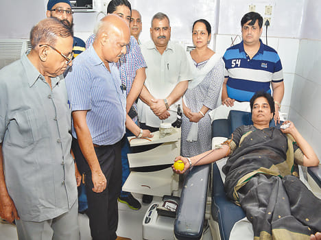 Six thousand doctors, just six by blood donation