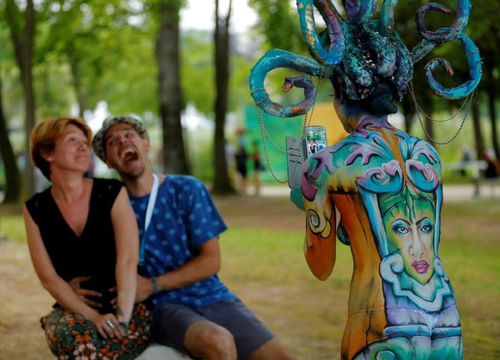 painting are made on bodies in this festival