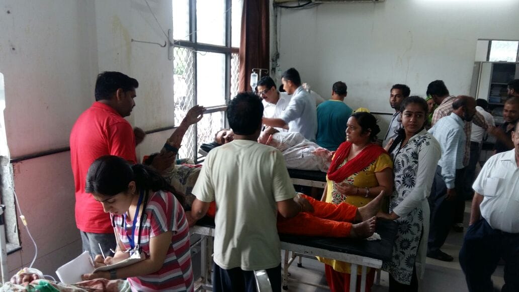 18 injured in accident in kathua