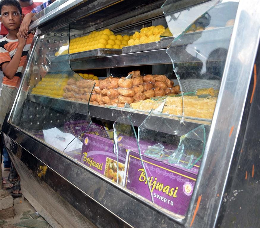 Neither the shopkeeper beaten to free dumplings , sabotage