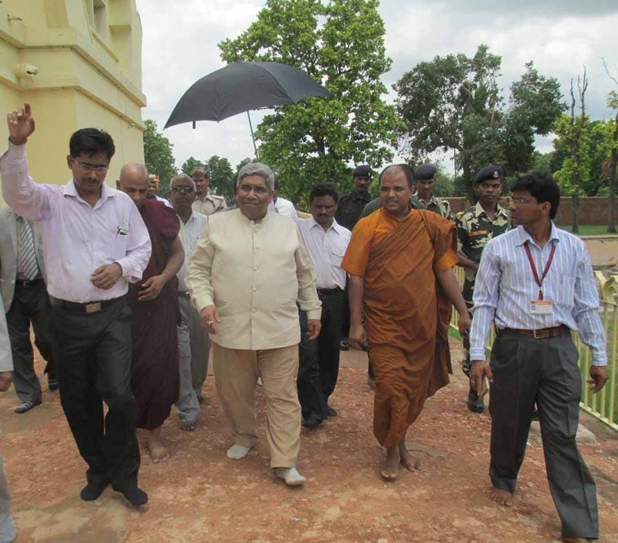 highcourt judge reached kushinagar