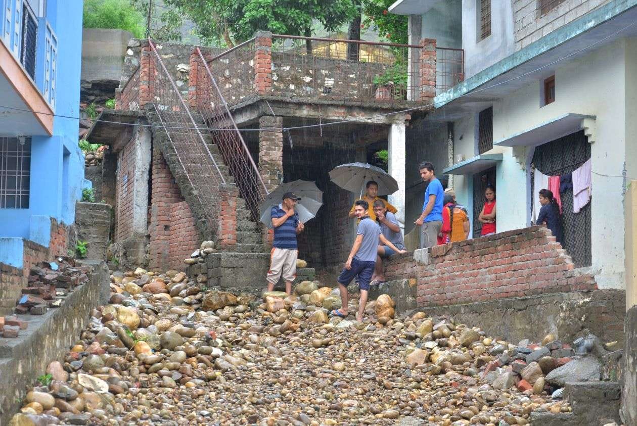 girl remembered her lost home in disaster on her marriage