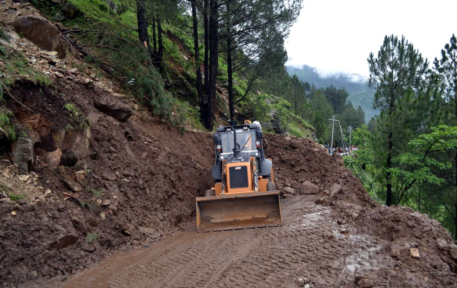 heavy rain can be create disastrous situation in uttarakhand 