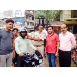 narnaul news, vehicle driver, halmet, buy