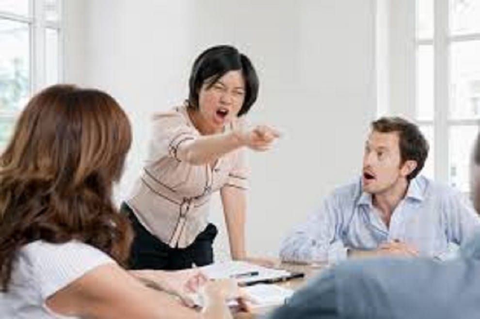 to deal with difficult people at workplace