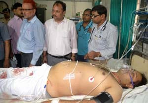 Lawyer leader miscreants shot, critical 
