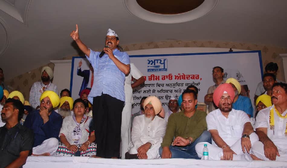 kejriwal on punjab tour: tough talk against akali and BJP on Quran coarseness