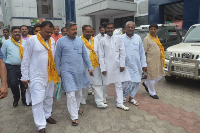 bjp leaders spoke about policy desision in braj prant meeting