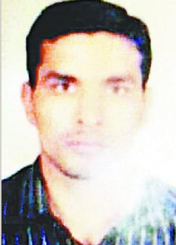 Demanded protection money from slit businessman 