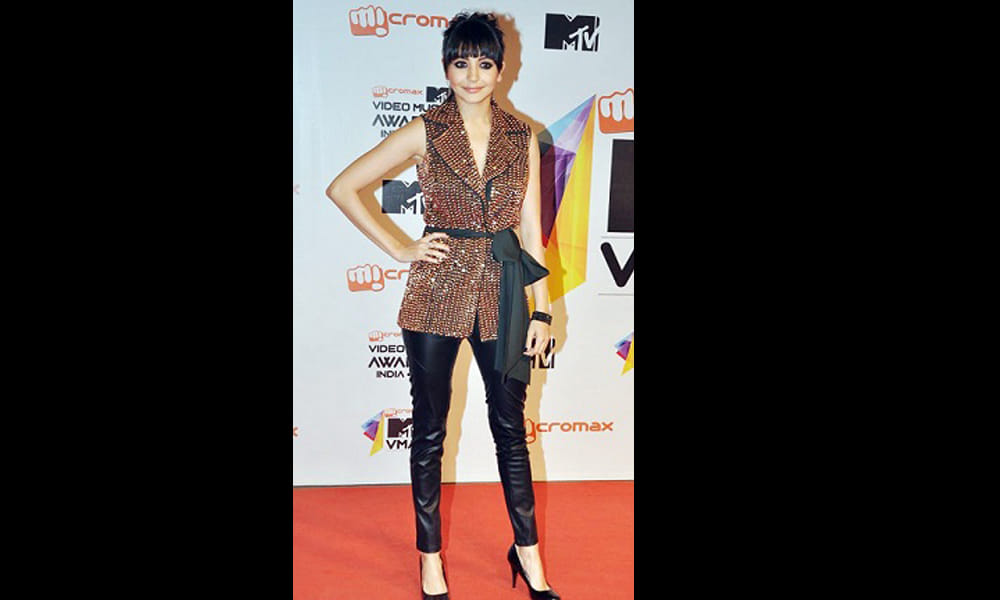 fashion disaster of anushka sharma