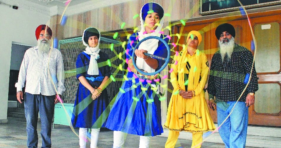 bashindey, hunar ka hero, gatka master, gatka master rashpal kaur, gatka player