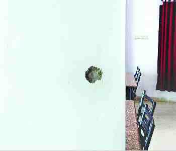 SP workers firing at the restaurant manager