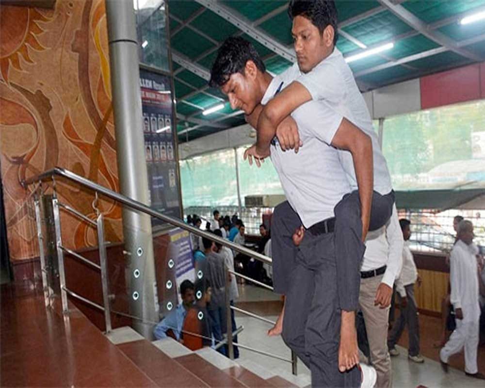 Bihar sublings beat all difficulties and crack IIT exam