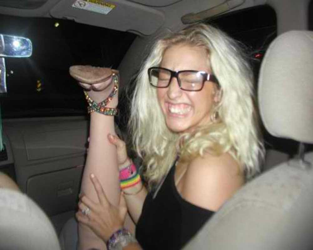Woman Cut Off Her Leg To Wear High Heels