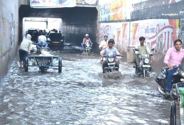 With disaster relief, divided the city into two halves