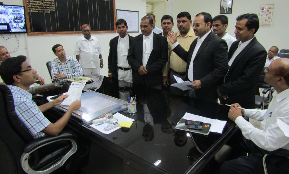 The protesting lawyers marched in Collectorate