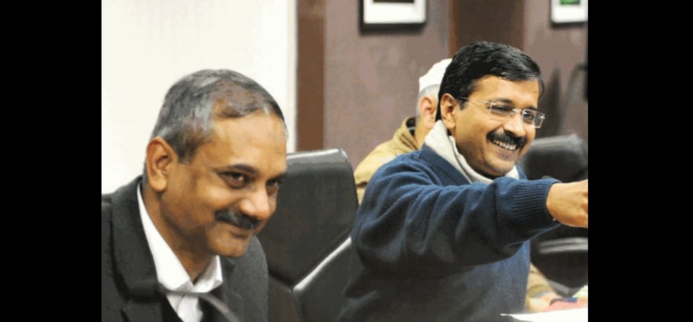 "Rajendra Kumar, a parrot which stays on Kejriwal's life '