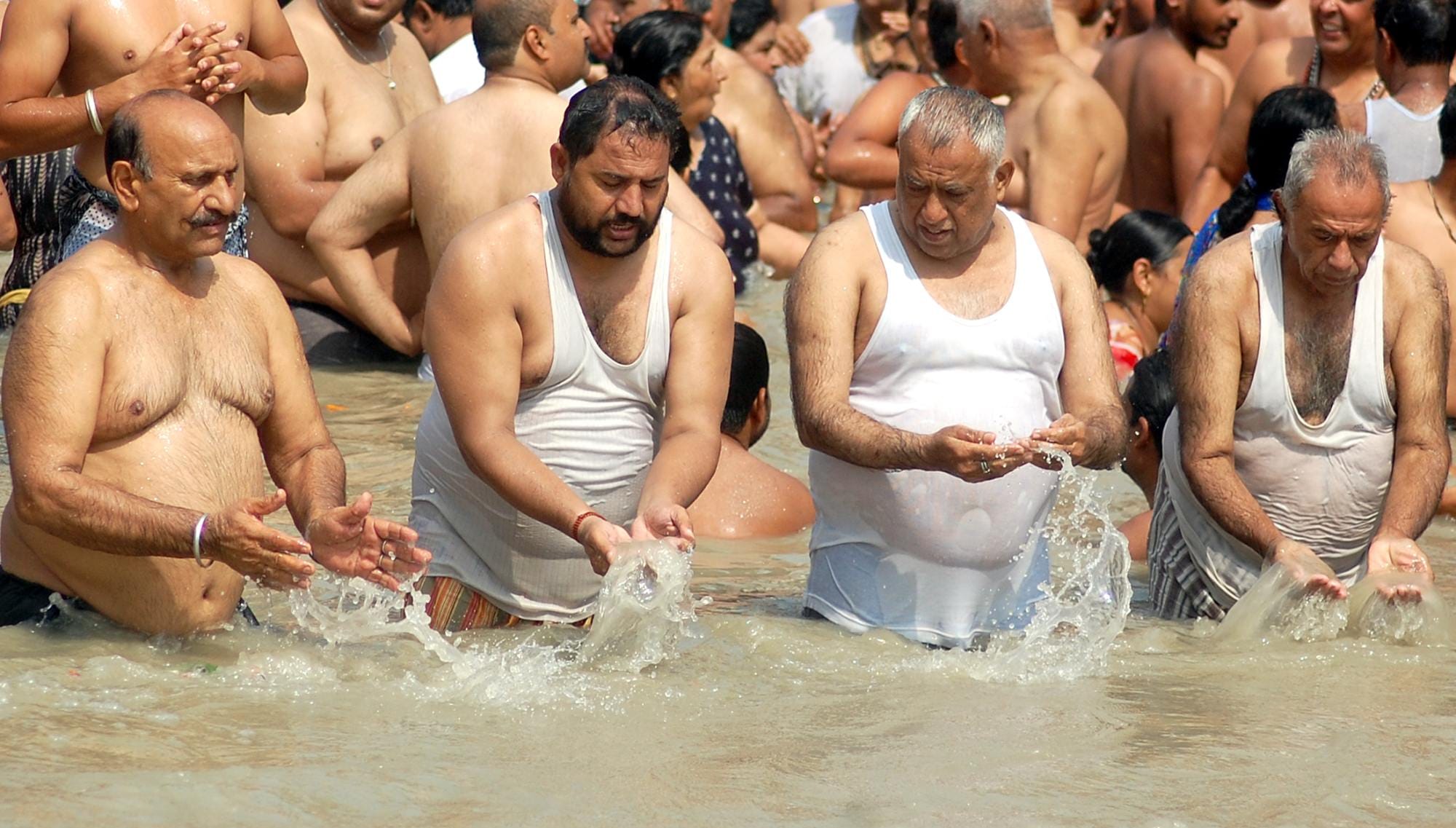 ganga snan at somwwati amawasya in haridwar.