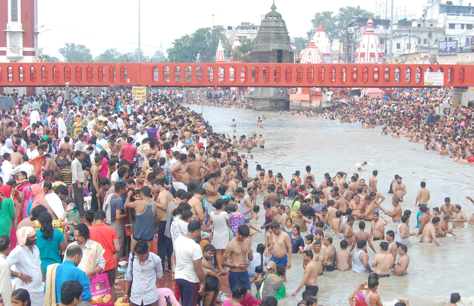 kumbh shahi snan 2019 in brahma kund