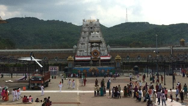 how many gold in temples of india