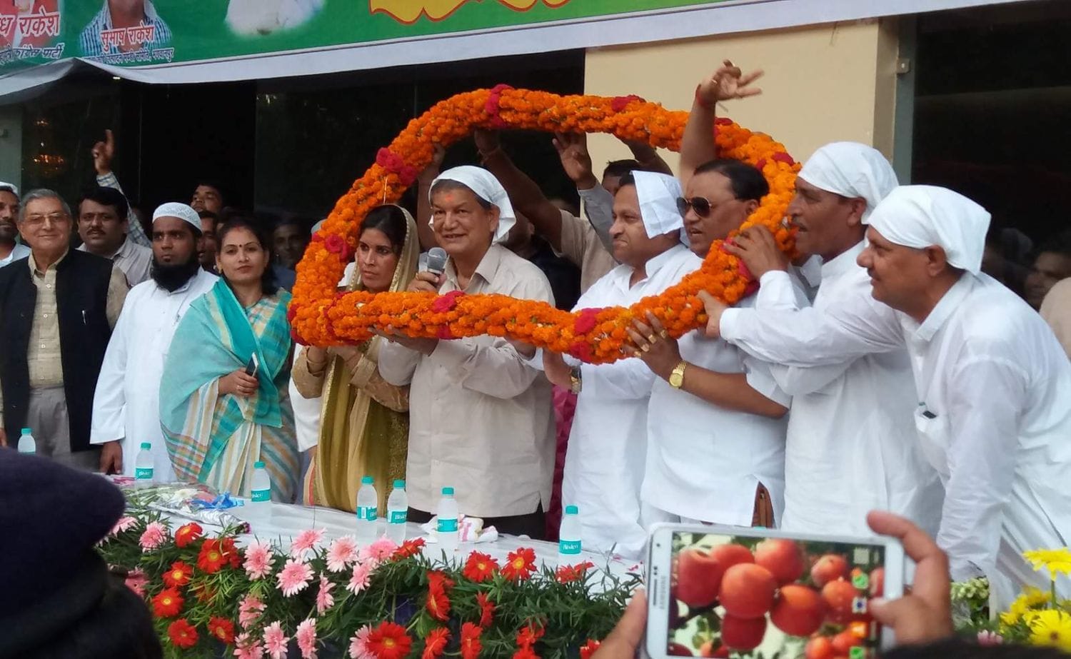 Uttarakhand CM harish rawat went in roza iftar program
