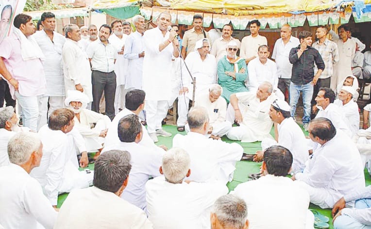 congres workers on collectorate