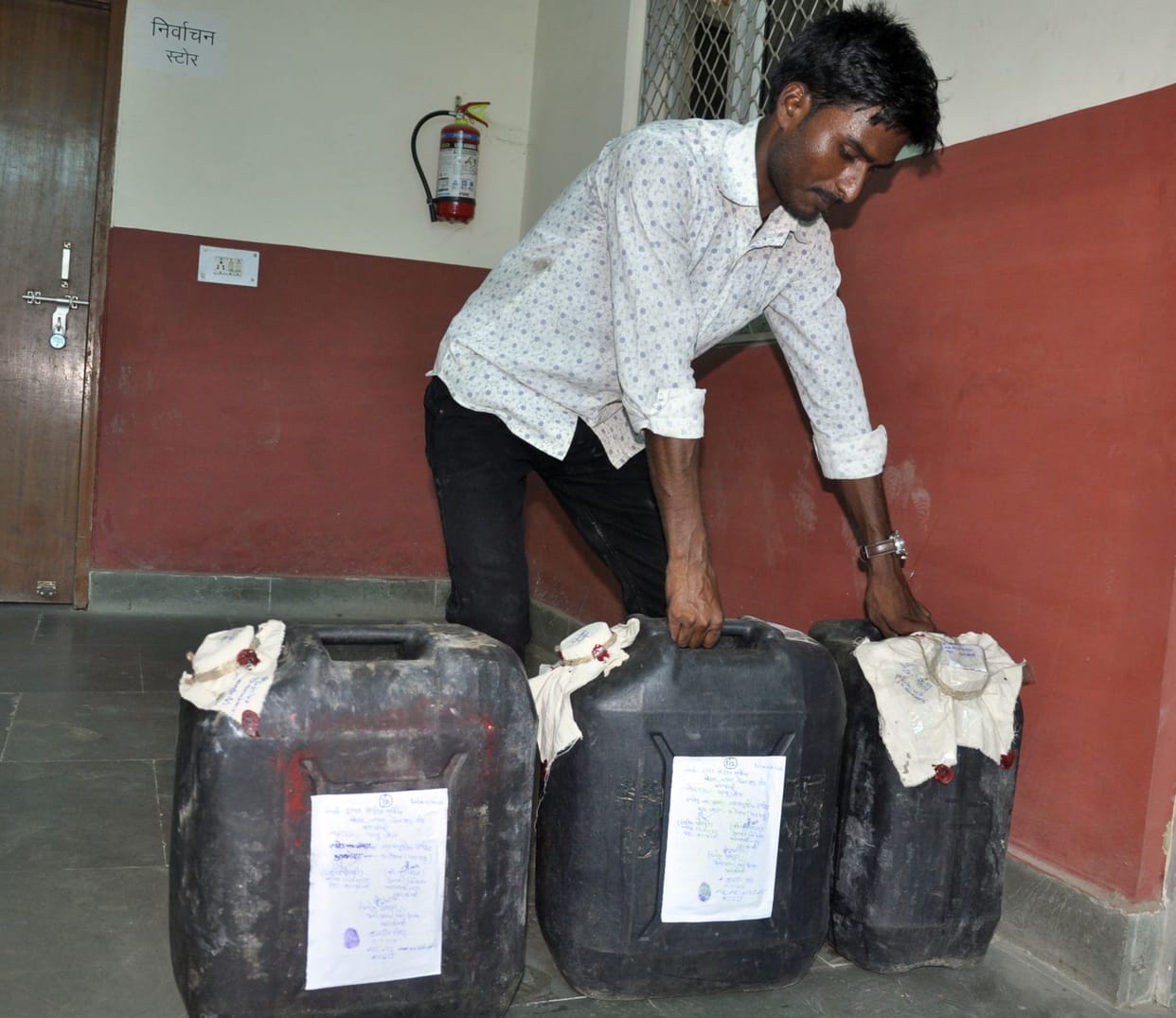 Selling unlicensed seized 113 liters of acid