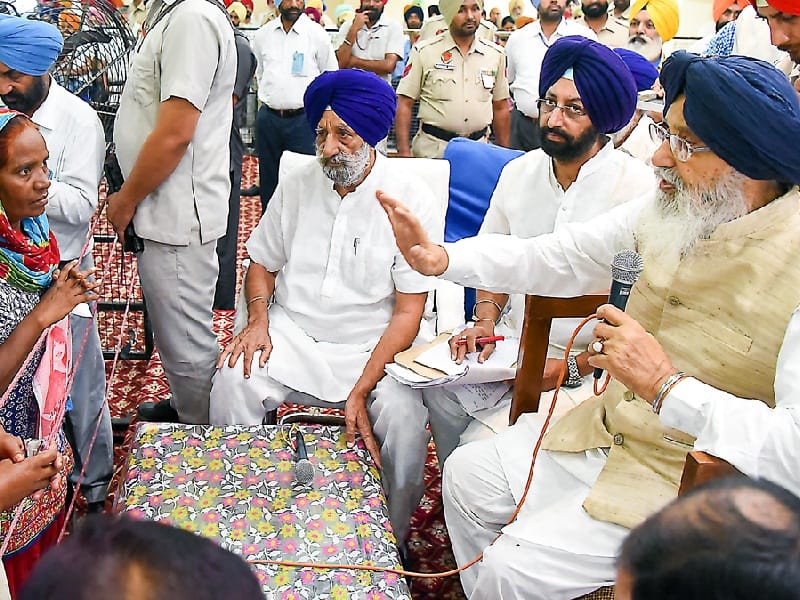 menifesto falls, badal declare AAP menifesto falls, batala, amritsar