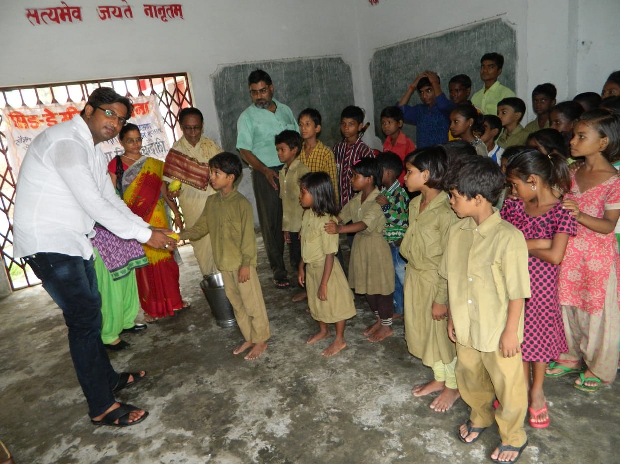 Distribution of fruit in schools