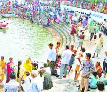 People worship at secret Navratri