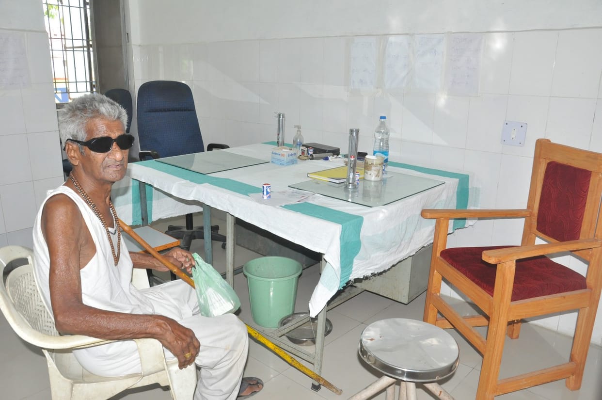 doctors are not present in opd, patient return