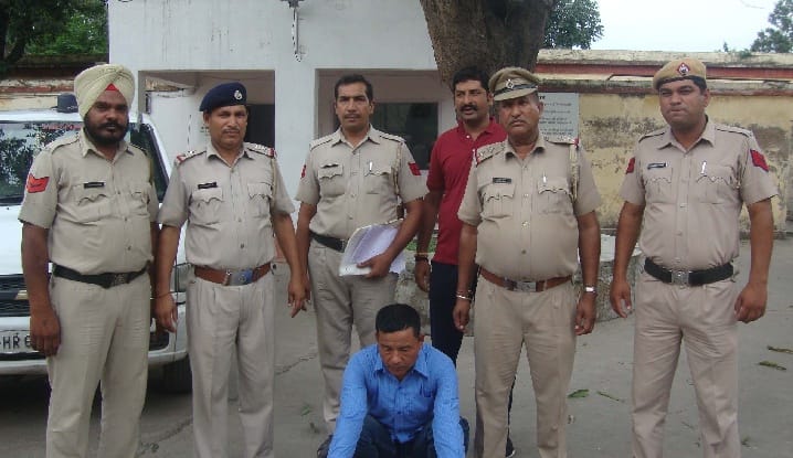 drug smuggling, drug rackets, man arrested with drugs, panchkula police, crime, smuggling, panchkula