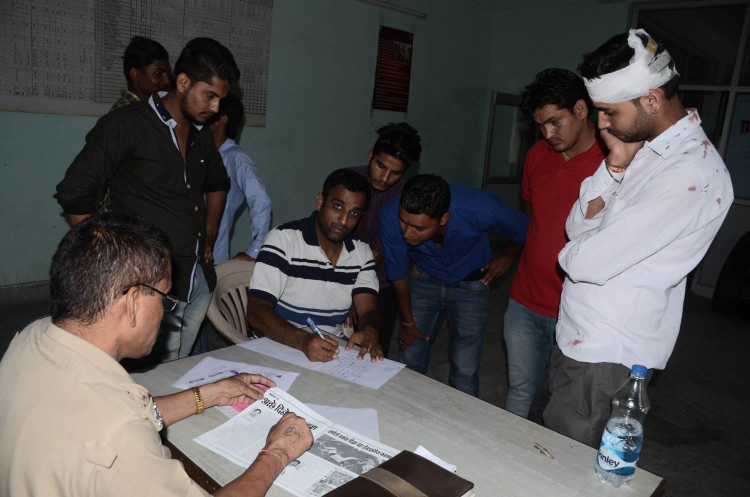 fight between student in dav pg college dehradun