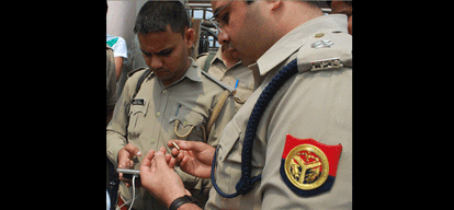intoxicated Head Constable, created a flutter in the market by firing at chandigarh