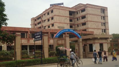 " Uterus removed without informing the doctor '