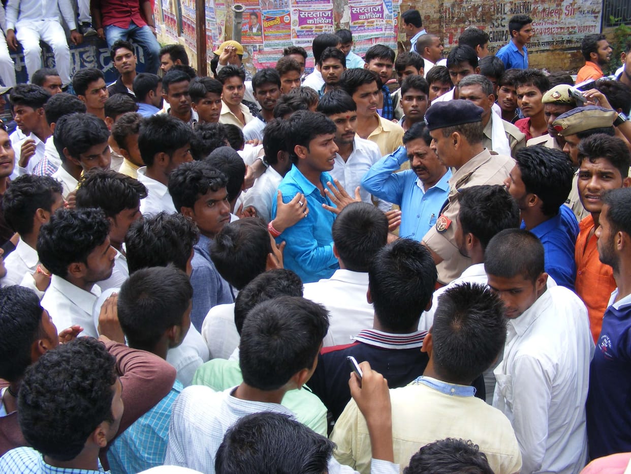 College administration blockade against